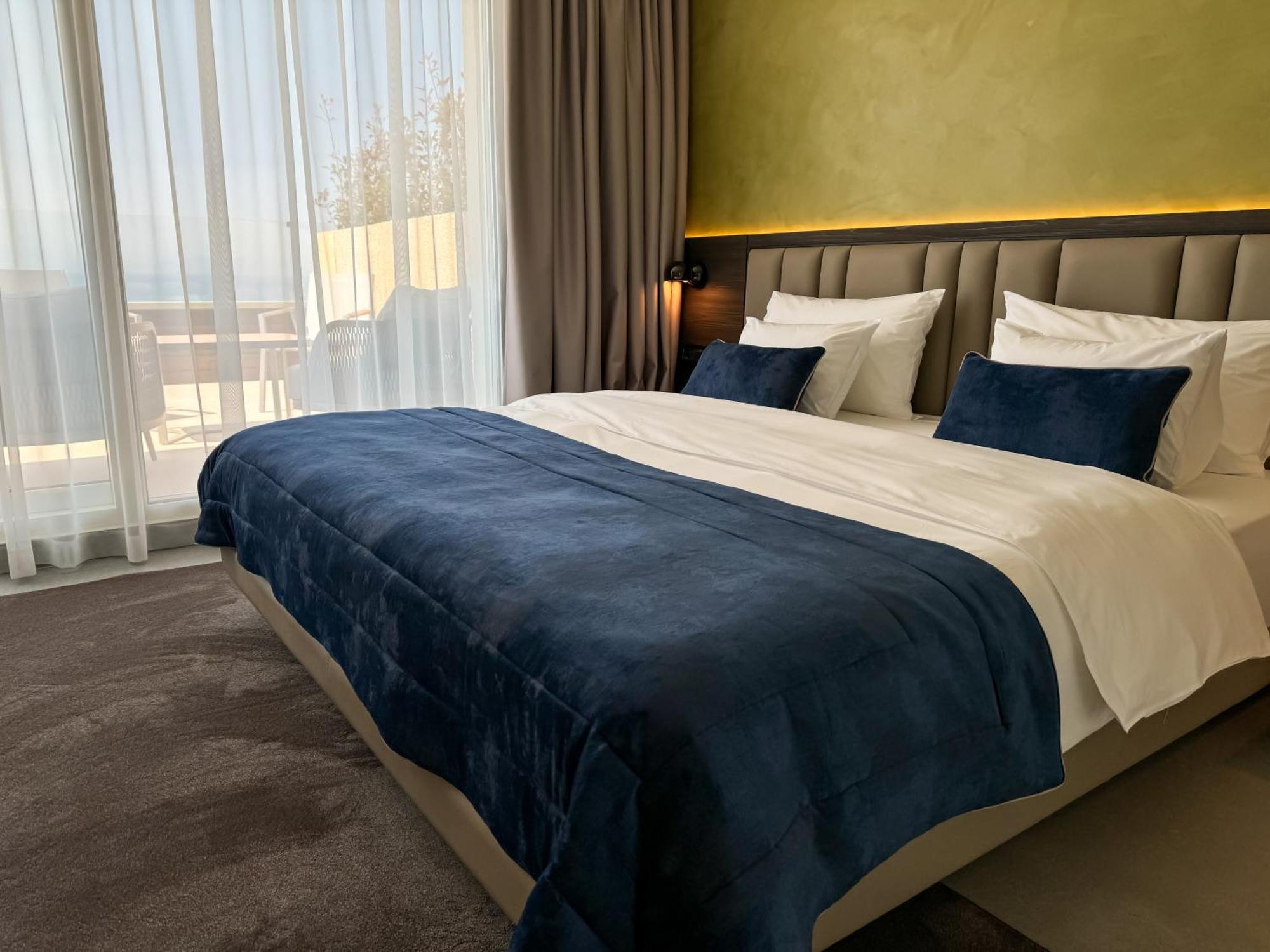 Abi'S Hotel & Spa Vlorë 外观 照片